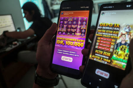 Permainan slot online kini semakin diminati oleh berbagai kalangan karena menawarkan keberagaman tema dan fitur menarik yang memanjakan